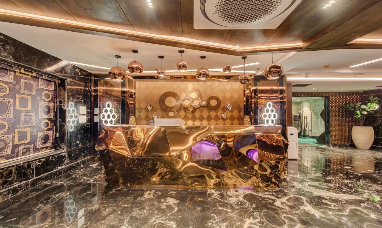 Treebo Premium Tahoora International Hotel Kolkata Bagian luar foto