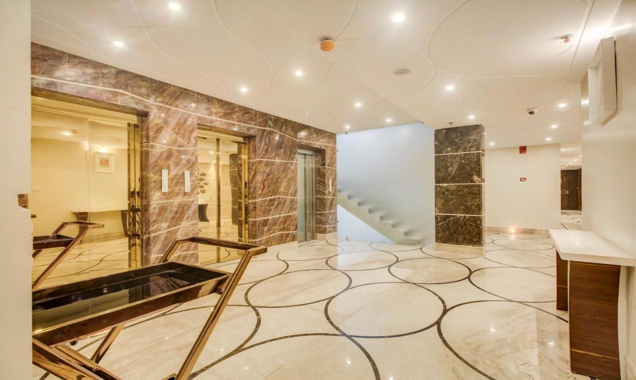 Treebo Premium Tahoora International Hotel Kolkata Bagian luar foto